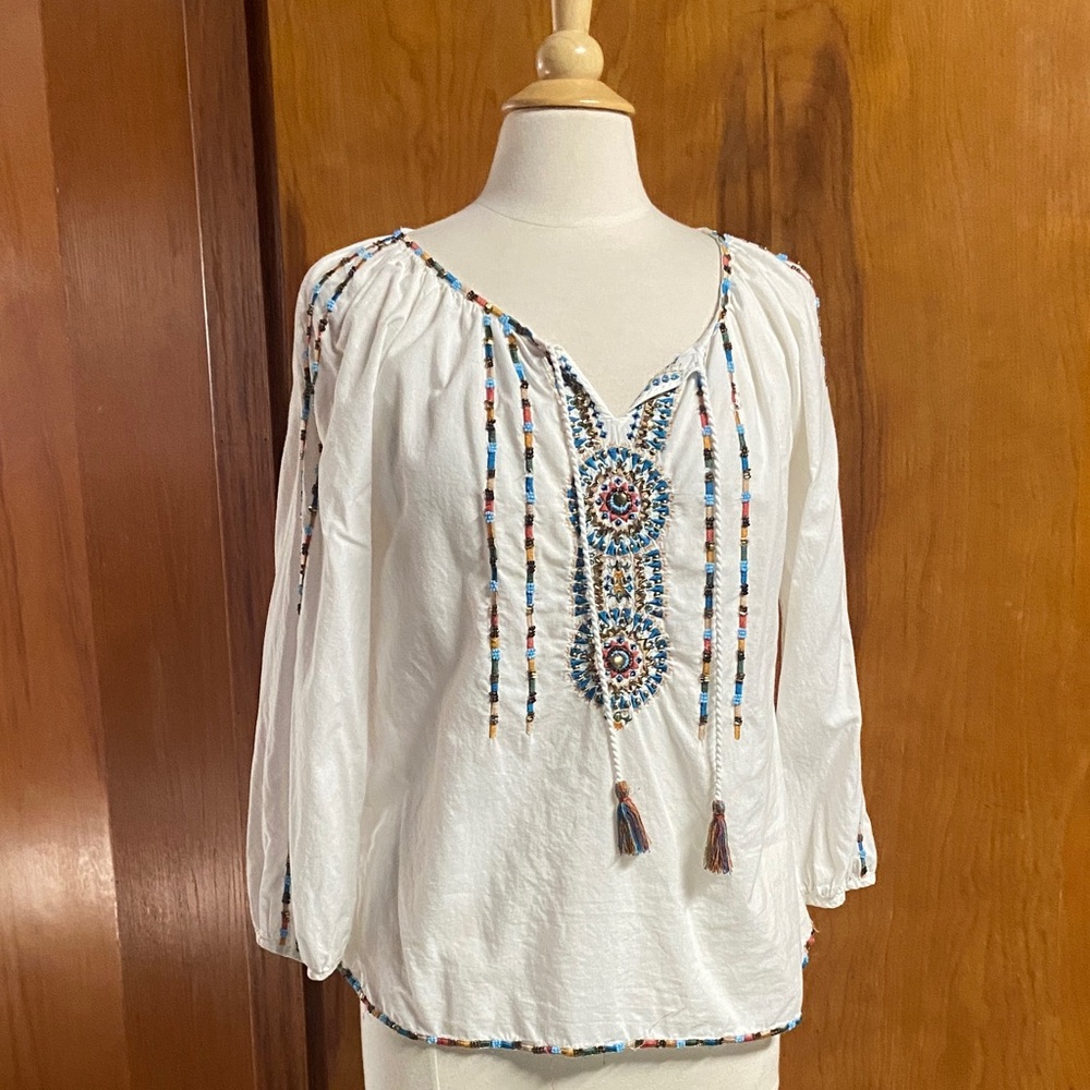 SUNDANCE Embroidered White Boho Top beaded Gypsy MED